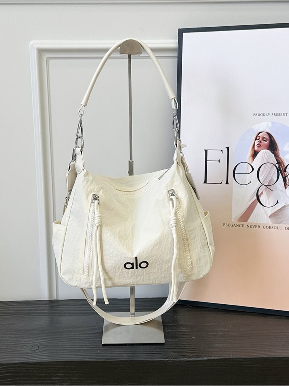 ALO Yoga Cream Hobo Shoulder Bag with Removable Strap - Picture 2 of 2